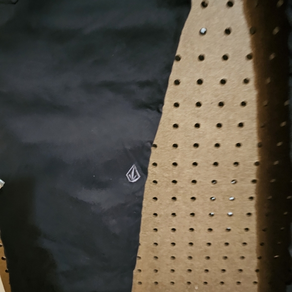 Volcom Outdoor Active Jogger Style Pants W/Drawstring And Belt Loops - Picture 4 of 8